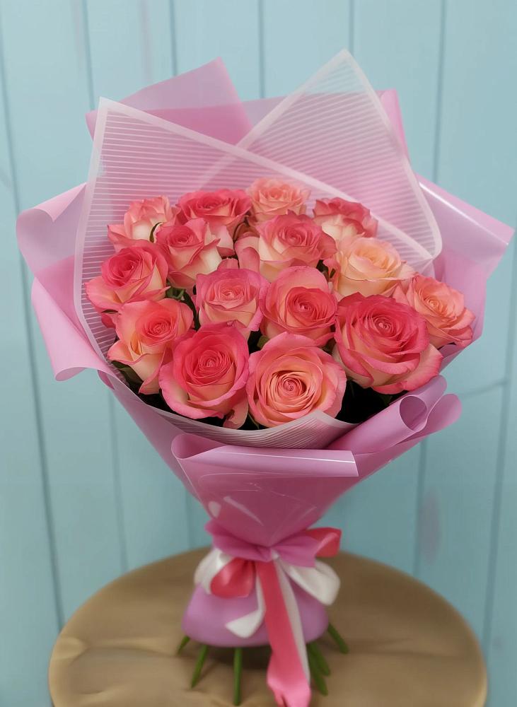 Букет 15 Розовых роз Равель в Алтухово