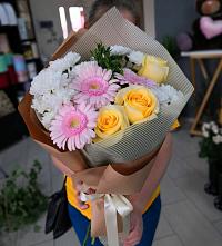 Букет цветов из:  Герберы, Розы и Хризантемы в Алтухово